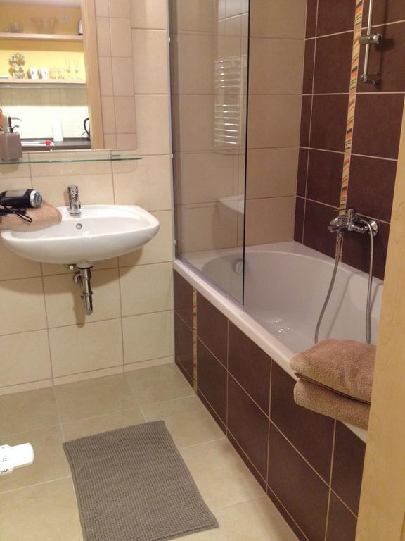 Lake And Spa Apartman Velence Exterior foto